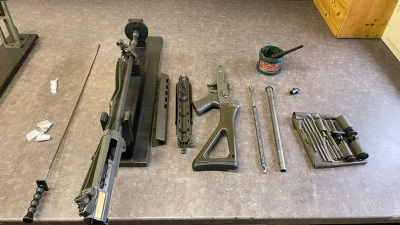 Zerlegtes Sturmgewehr 90